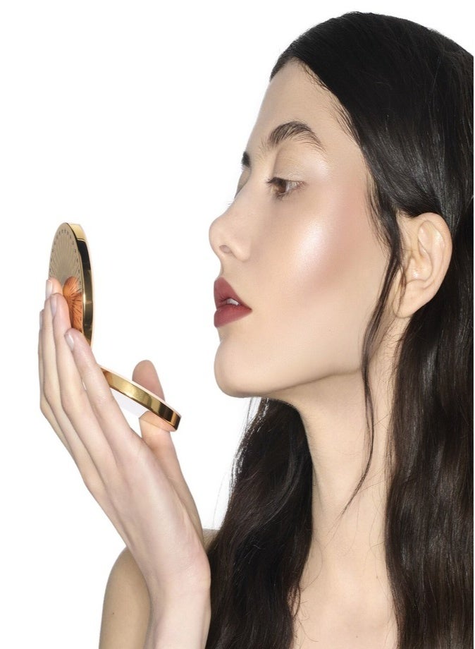 Gucci Glow Illuminating Highlighter 10g 05 Warm Bronze - deep bronze | Multi-Use Gel-Powder Highlight - Image 4